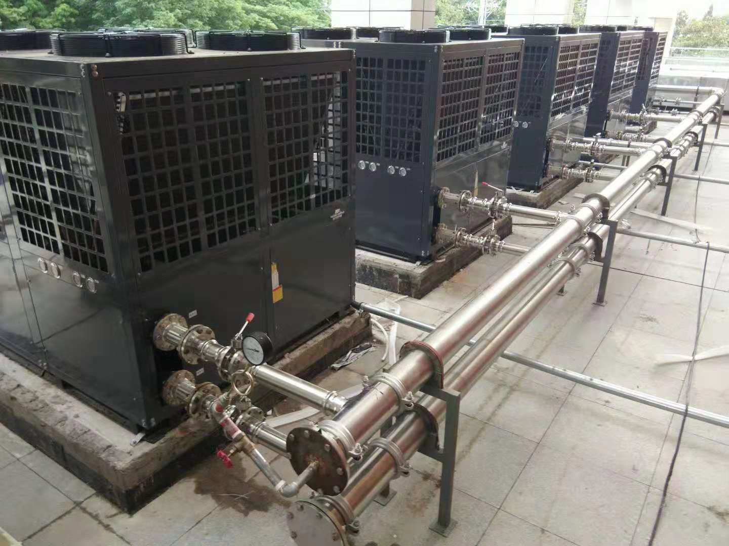 空氣能熱水