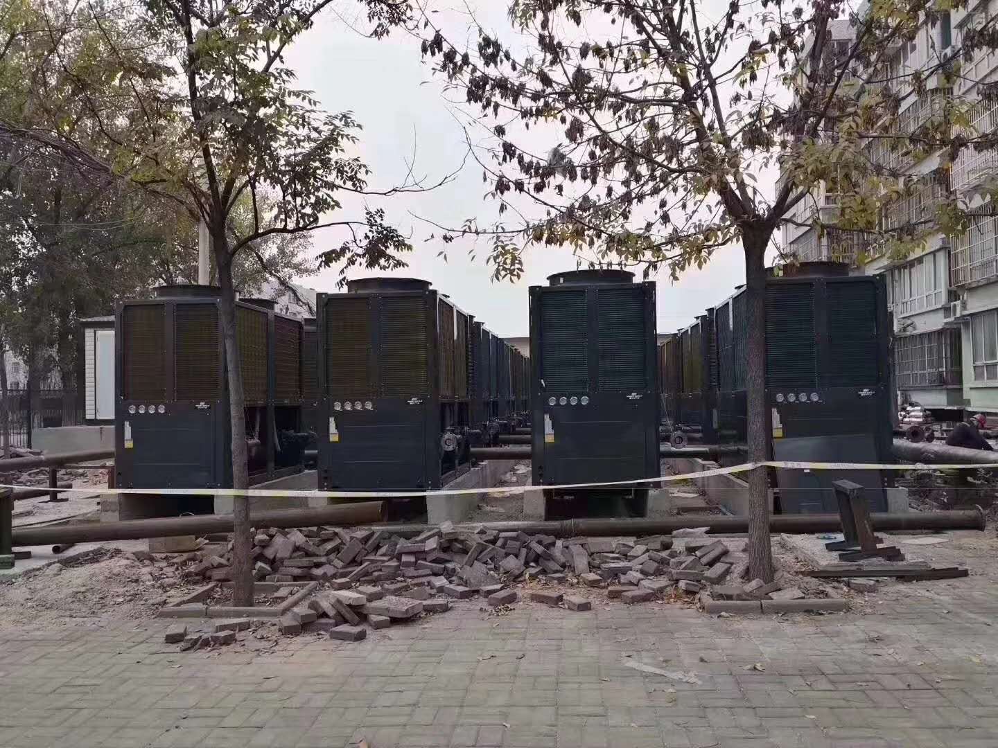 空氣能地暖
